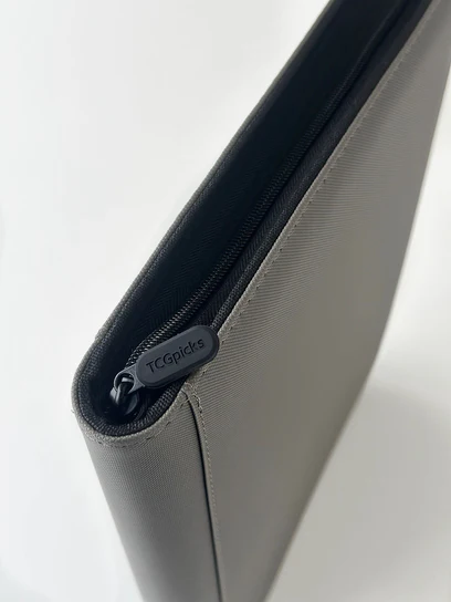 9 Pocket zip binder 360 card slots